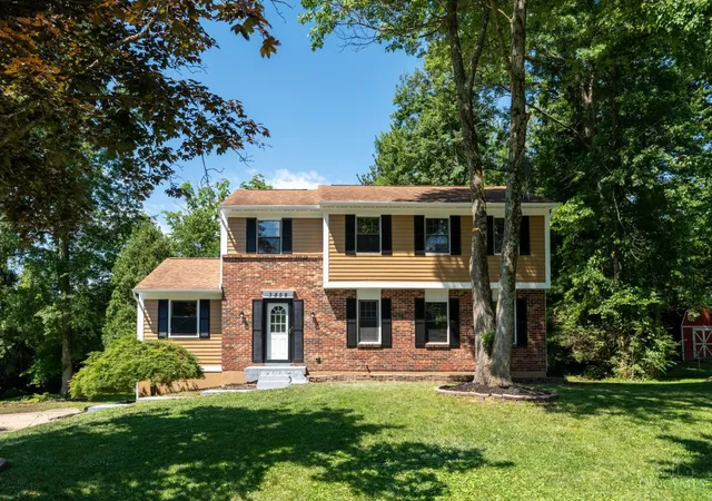 Homes for sale in Union Twp, OH | 3858 Heritage Oak Dr, Union Twp, OH 45102 | MLS# 1883980
