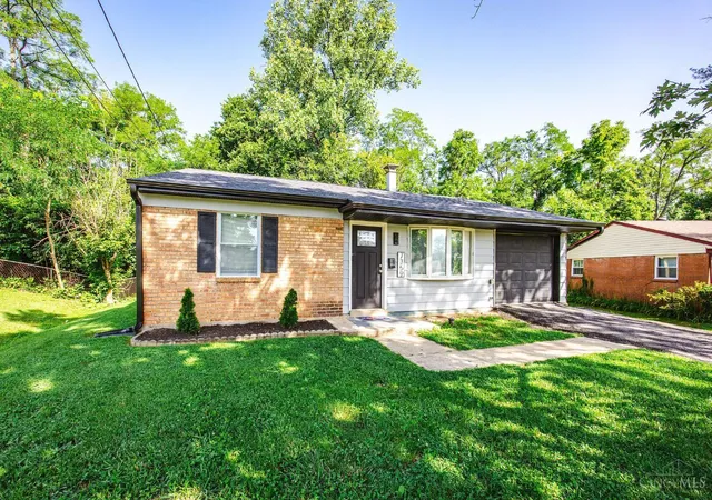 Homes for sale in Springfield Twp., OH | 7359 Estate Ct, Springfield Twp., OH 45224 | MLS# 1884036