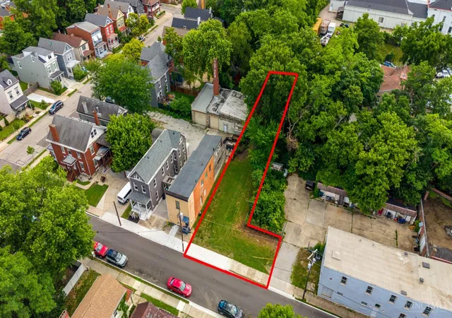 Homes for sale in Cincinnati, OH | 4110 Gordon St, Cincinnati, OH 45223 | MLS# 1884026