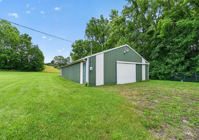 Homes for sale in Liberty Twp, OH | 6400 Dunlap Rd, Liberty Twp, OH 45133 | MLS# 1884093