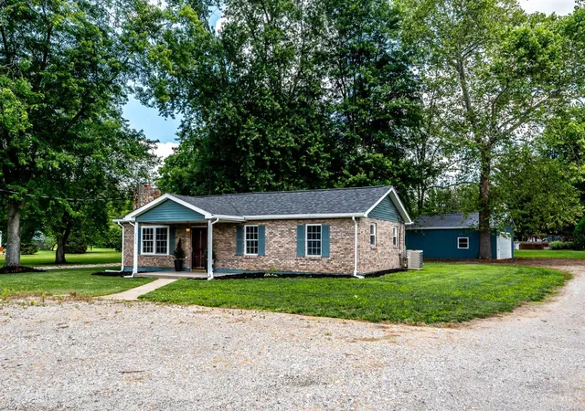 Homes for sale in Turtle Creek Twp, OH | 3730 Greentree Rd, Turtle Creek Twp, OH 45036 | MLS# 1883570