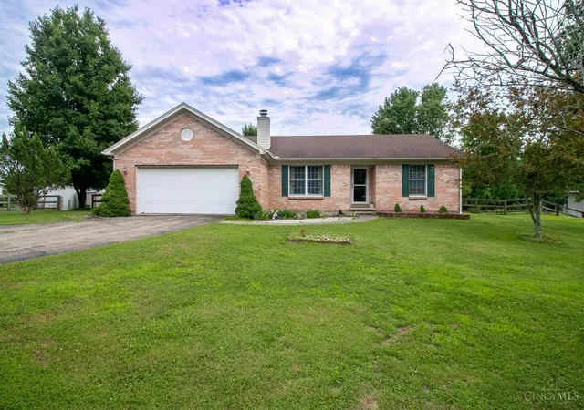 Homes for sale in Franklin Twp, OH | 2771 Bolender Rd, Franklin Twp, OH 45120 | MLS# 1883997