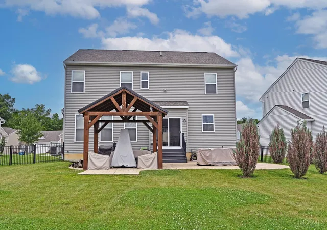 Homes for sale in Batavia Twp, OH | 1309 Tiburon Dr, Batavia Twp, OH 45103 | MLS# 1884109