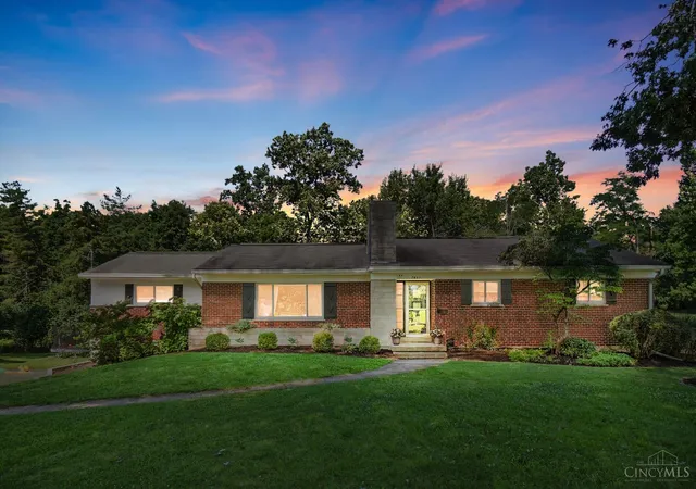 Homes for sale in Amberley, OH | 7451 Sagamore Dr, Amberley, OH 45236 | MLS# 1883423