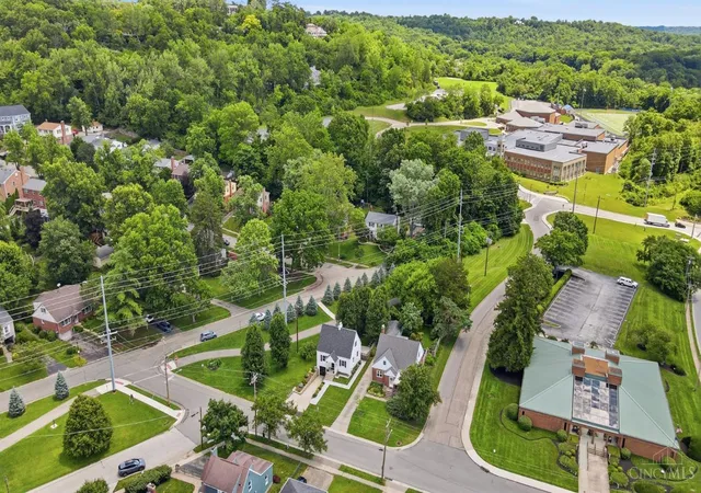 2nd image of 3818 Pocahontas Ave, Cincinnati, OH 45227 | MLS# 1881414