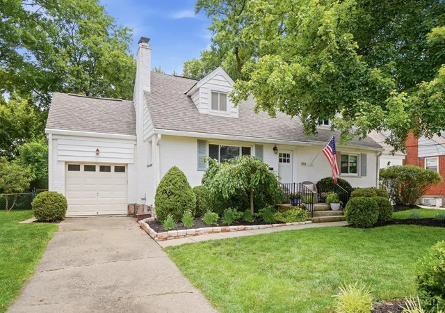 Homes for sale in Madeira, OH | 7814 Buckeye Crescent, Madeira, OH 45243 | MLS# 1884161