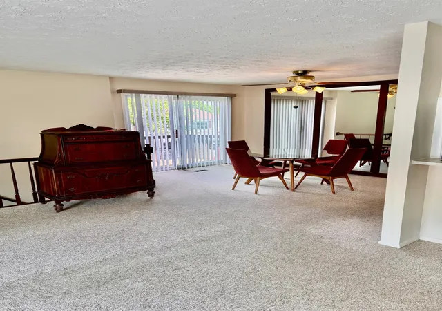 Homes for sale in Fairfield, OH | 10 Sunnyside Dr, Fairfield, OH 45014