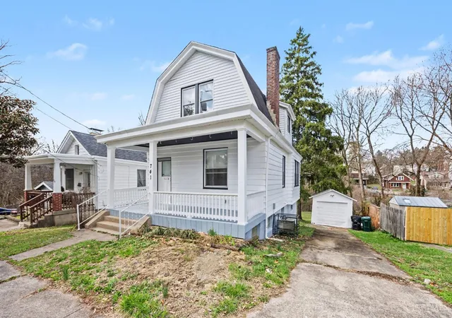 Homes for sale in Cincinnati, OH | 741 Mcpherson Ave, Cincinnati, OH 45205 | MLS# 1884200