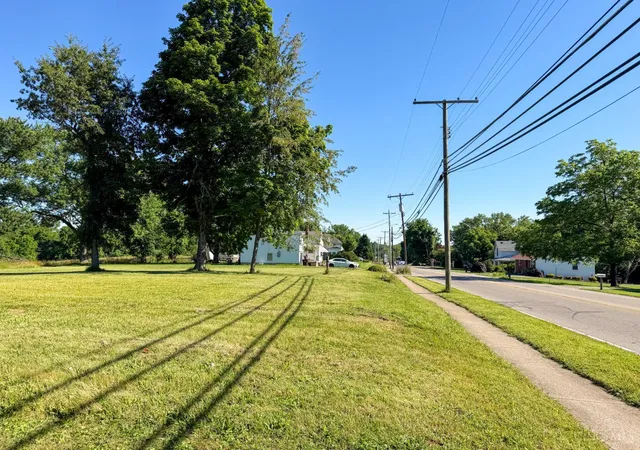 1st image of 937 N High St, Hillsboro, OH 45133 | MLS# 1884220