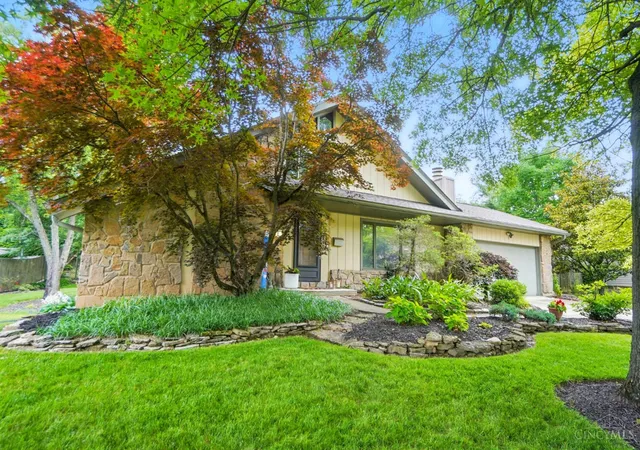 Homes for sale in Forest Park, OH | 736 Evangeline Rd, Forest Park, OH 45240 | MLS# 1884092