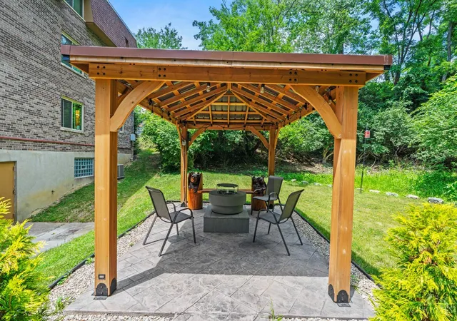 5th image of 3566 Amberacres Dr, Cincinnati, OH 45237