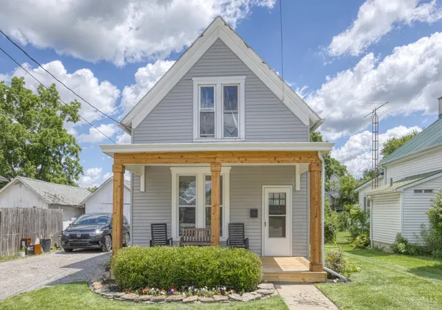 Homes for sale in Blanchester, OH | 312 N Broadway St, Blanchester, OH 45107 | MLS# 1884227