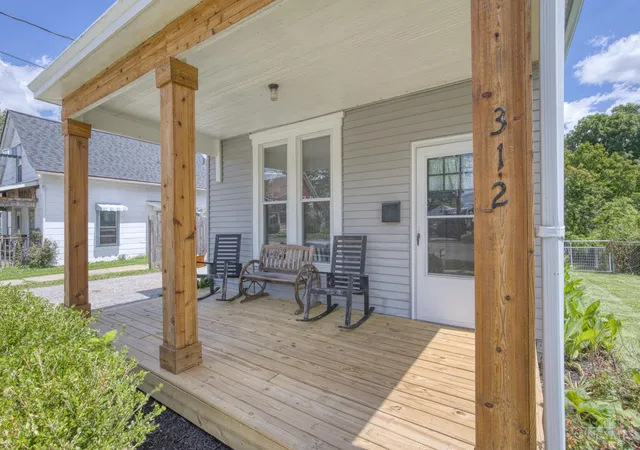 Homes for sale in Blanchester, OH | 312 N Broadway St, Blanchester, OH 45107 | MLS# 1884227