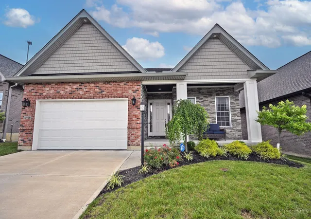 Homes for sale in Liberty Twp, OH | 6408 Dahlia Wy, Liberty Twp, OH 45044 | MLS# 1884250