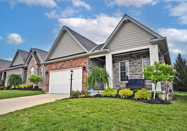 Homes for sale in Liberty Twp, OH | 6408 Dahlia Wy, Liberty Twp, OH 45044 | MLS# 1884250