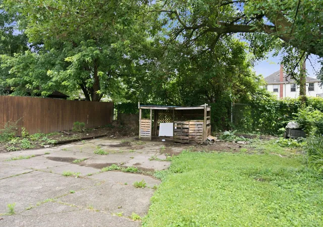 Homes for sale in Cincinnati, OH | 1843 Northcutt Avenue, Cincinnati, OH 45237 | Houzeo