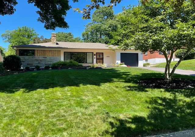 Homes for sale in Cincinnati, OH | 1983 Honeysuckle Ln, Cincinnati, OH 45230 | MLS# 1883800