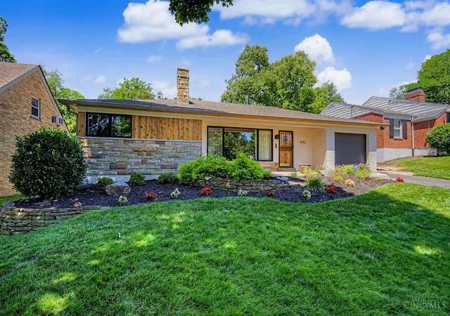 Homes for sale in Cincinnati, OH | 1983 Honeysuckle Ln, Cincinnati, OH 45230 | MLS# 1883800