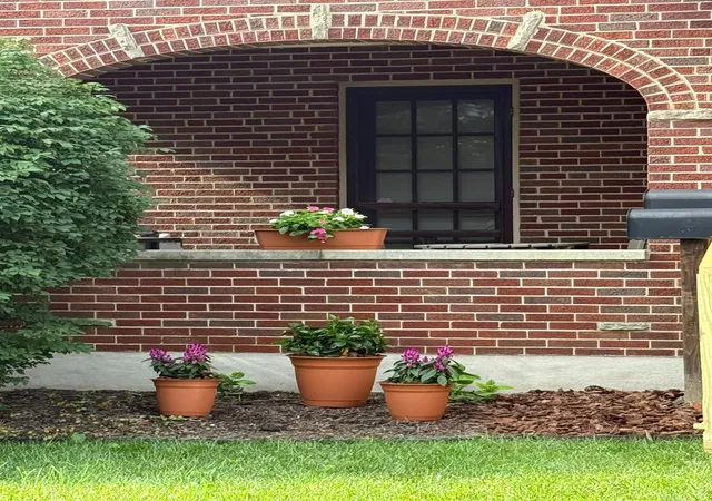 3rd image of 1519 W North Bend Rd, Cincinnati, OH 45224 | MLS# 1883658