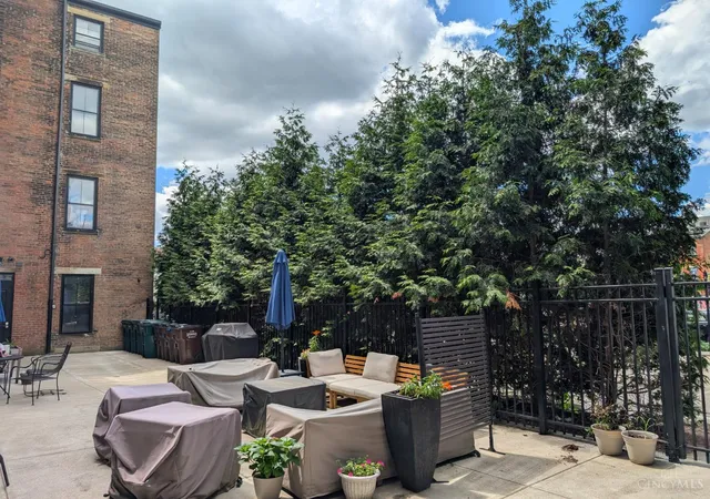 18th image of 26 E 14th St #203, Cincinnati, OH 45202 | MLS# 1883690