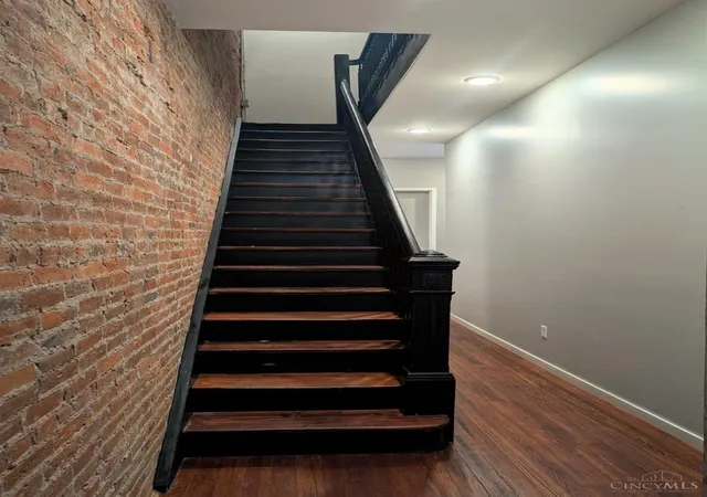 2nd image of 26 E 14th St #203, Cincinnati, OH 45202 | MLS# 1883690