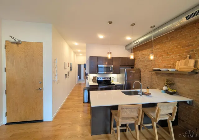 5th image of 26 E 14Th St #203, Cincinnati, OH 45202 | MLS# 1883690