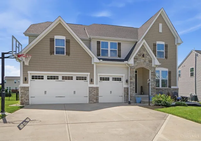Homes for sale in Mason, OH | 4642 Blue Jay Wy, Mason, OH 45040 | MLS# 1884301
