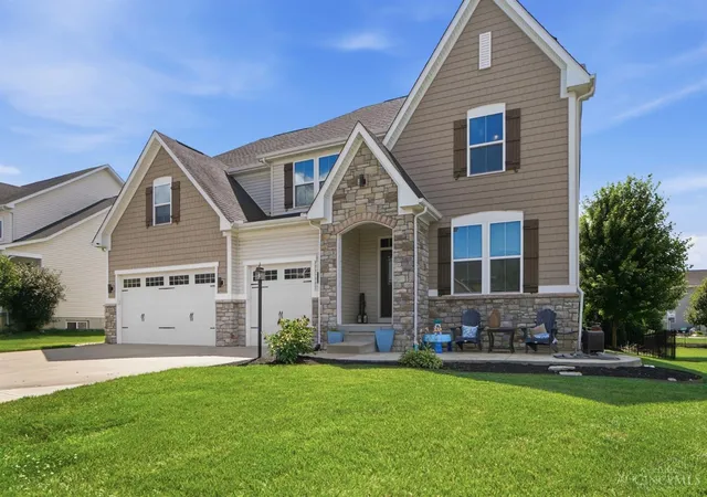 Homes for sale in Mason, OH | 4642 Blue Jay Wy, Mason, OH 45040 | MLS# 1884301