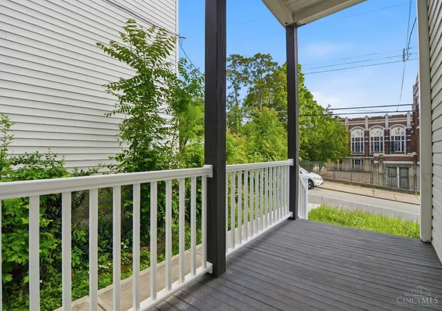 Homes for sale in Cincinnati, OH | 1510 Merrimac St, Cincinnati, OH 45207 | MLS# 1884302