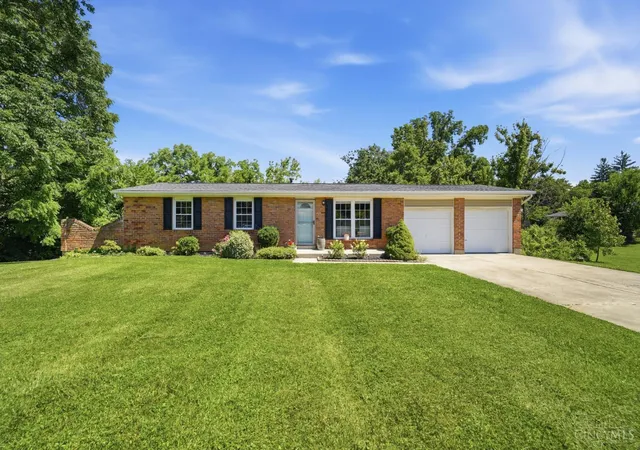 1st image of 839 Brookcrest Dr, Mason, OH 45040 | MLS# 1884225