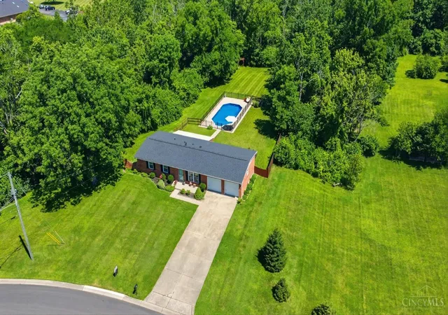 3rd image of 839 Brookcrest Dr, Mason, OH 45040 | MLS# 1884225
