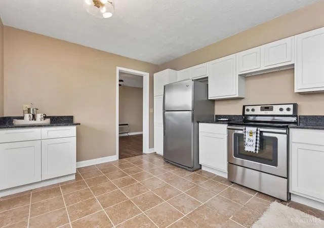 3rd image of 2347 Greenbush West Rd, Williamsburg, OH 45176 | MLS# 1884361