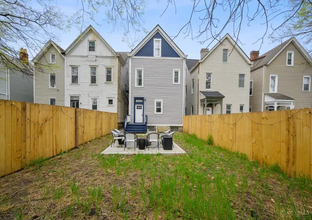 Homes for sale in Cincinnati, OH | 3016 Hackberry St, Cincinnati, OH 45206 | MLS# 1883528