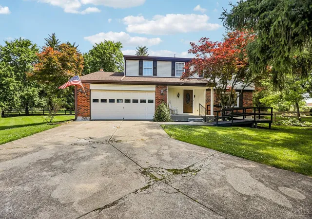 Homes for sale in West Chester, OH | 8125 Woodward Dr, West Chester, OH 45069 | MLS# 1883920