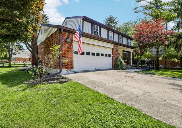 Homes for sale in West Chester, OH | 8125 Woodward Dr, West Chester, OH 45069 | MLS# 1883920