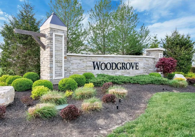 Homes for sale in Clearcreek Twp., OH | 5874 Spinney Ct, Clearcreek Twp., OH 45066 | MLS# 1884441