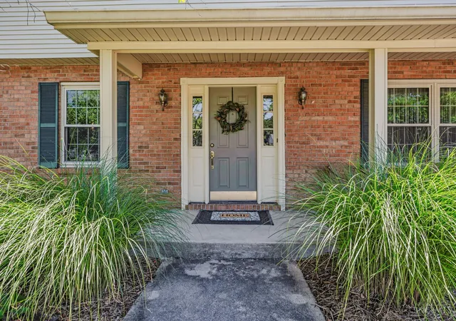 Homes for sale in West Chester, OH | 9300 Bodford Dr, West Chester, OH 45069 | MLS# 1883974