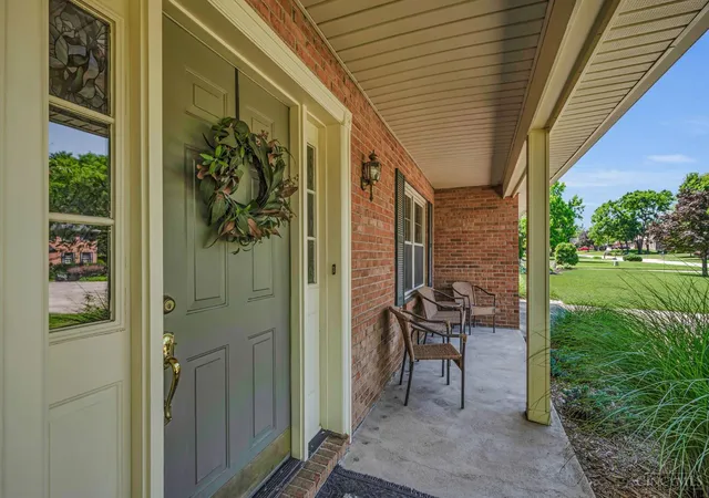 Homes for sale in West Chester, OH | 9300 Bodford Dr, West Chester, OH 45069 | MLS# 1883974