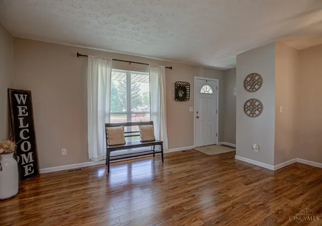 Homes for sale in Middletown, OH | 3721 Ellis, Middletown, OH 45044 | MLS# 1884467