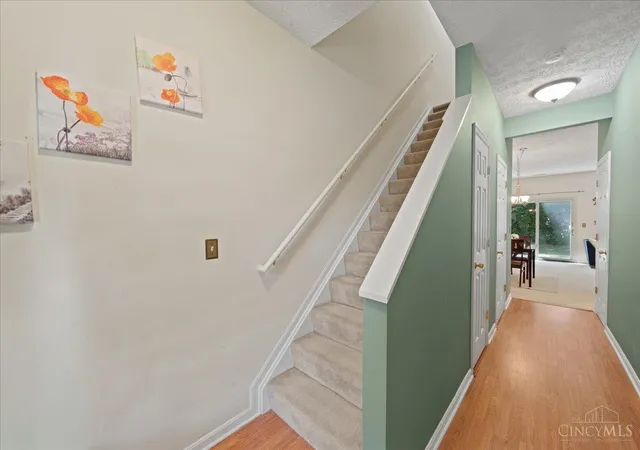 3rd image of 635 Keystone Dr, Cincinnati, OH 45244