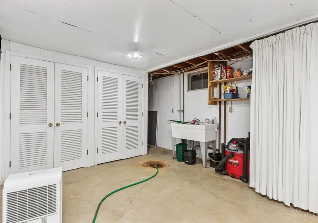 Homes for sale in Mt Orab, OH | 610 S High St, Mt Orab, OH 45154 | MLS# 1884341