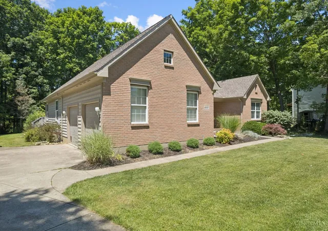 Homes for sale in Union Twp, OH | 4197 Mclean Dr, Union Twp, OH 45255 | MLS# 1884357