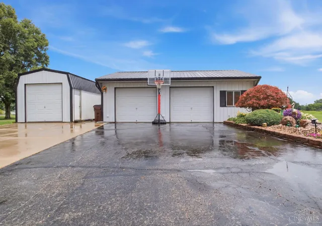 Homes for sale in Pleasant Twp, OH | 5616 Camp Run Rd, Pleasant Twp, OH 45121 | MLS# 1884127