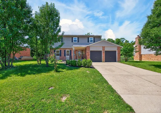 Homes for sale in Forest Park, OH | 1645 Mandarin Ct, Forest Park, OH 45240 | MLS# 1884477