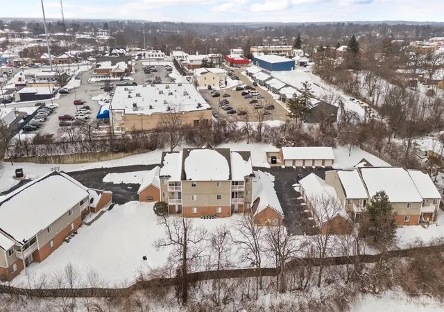 2nd image of 3408 N Bend Rd, Cincinnati, OH 45239