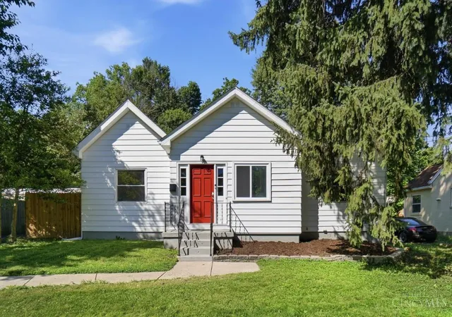 Homes for sale in Anderson Twp, OH | 7099 Beechmont Ave, Anderson Twp, OH 45230 | MLS# 1884331