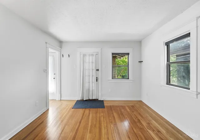 Homes for sale in Cincinnati, OH | 2105 W Clifton Ave, Cincinnati, OH 45219 | MLS# 1884464