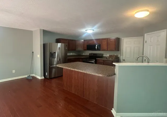 5th image of 110 Junction Pt, New Richmond, OH 45157 | MLS# 1884474