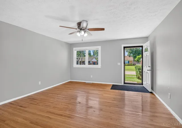Homes for sale in Colerain Twp, OH | 2432 Bracebridge Dr, Colerain Twp, OH 45231 | MLS# 1884072