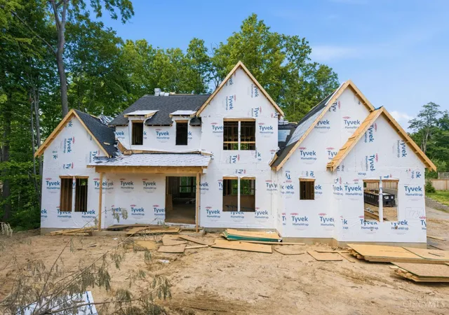 Single family home for sale at 1759 Robinwood Ln, Cincinnati, OH 45255 | MLS# 1884566 | Listing updated on 2026-08-22